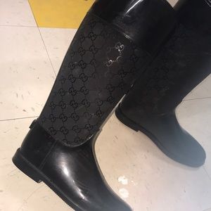 Gucci rain boots 👢